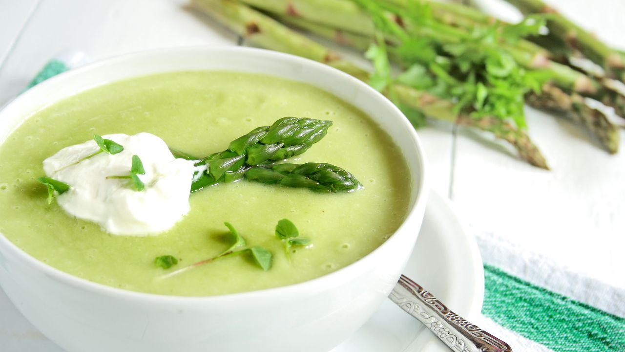 ASPARAGUS: Como usar a parte final do caule?