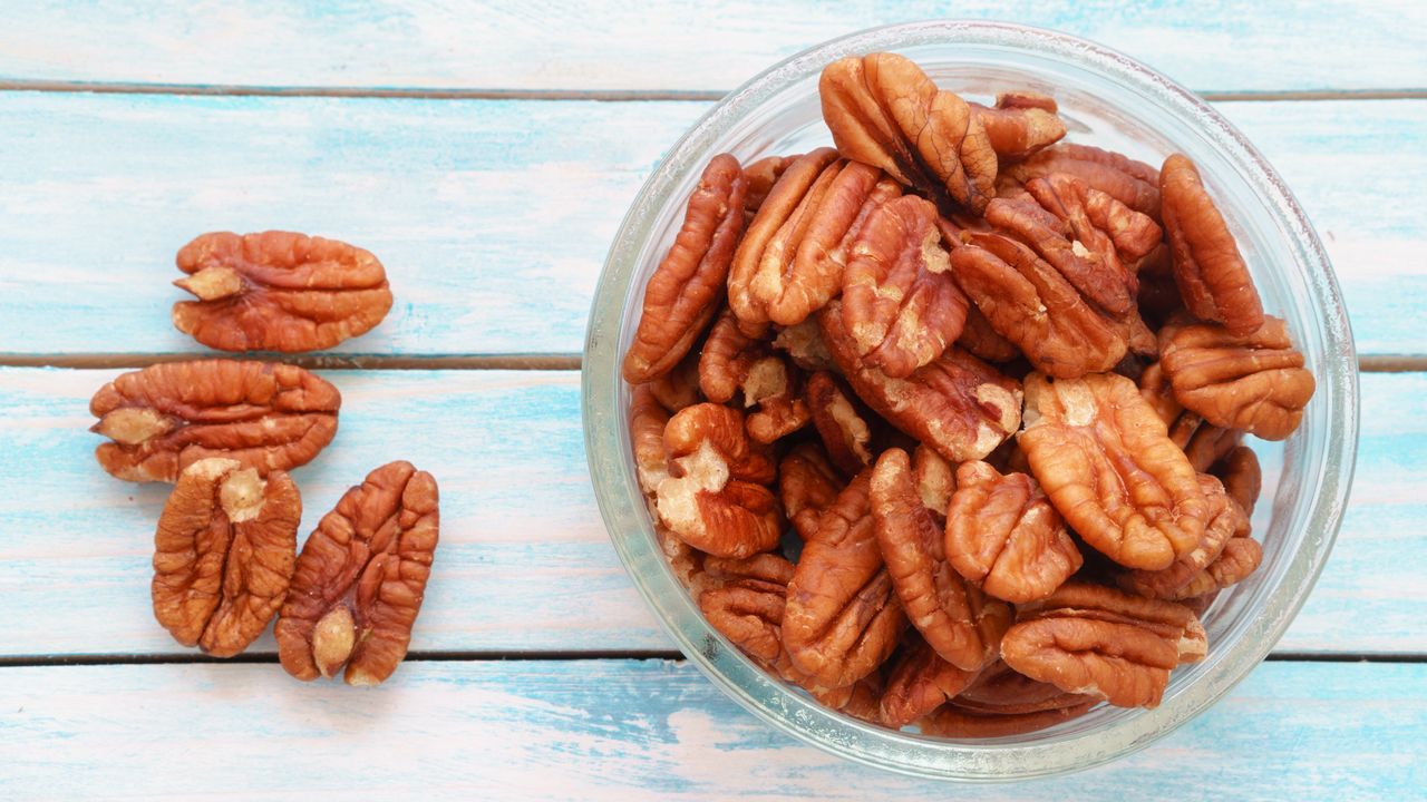 Qual fruta seca abaixa o colesterol e é bom para o coração?