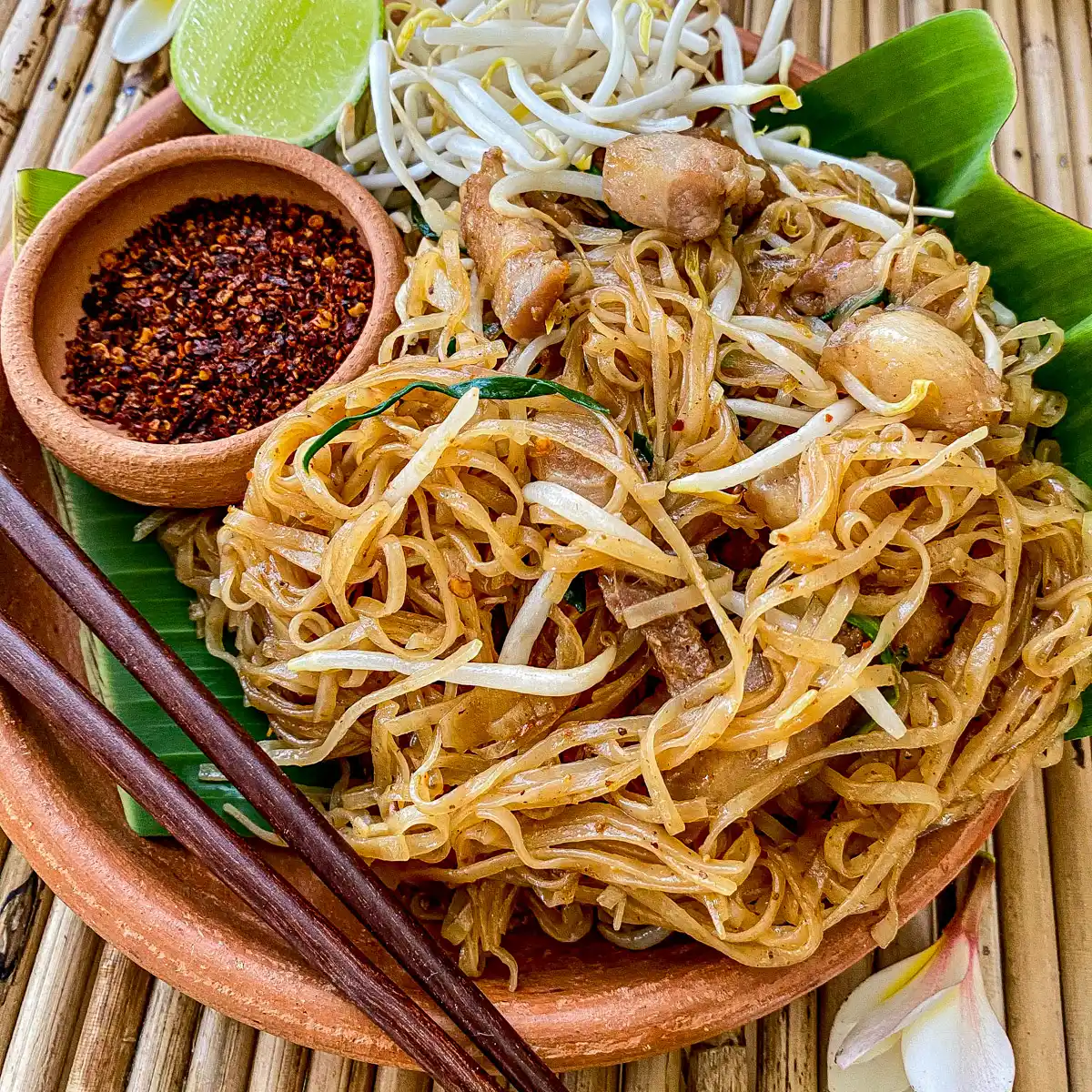 Pad Mee Korat Receita (Spy Pad Thai)