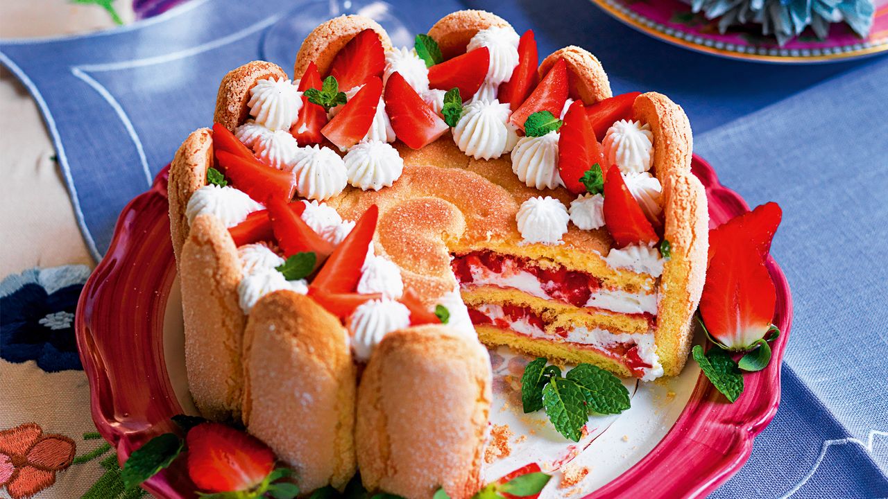 Receita de Charlotte com morangos