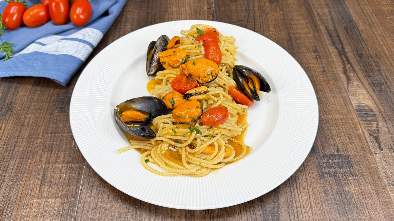 A receita para o primeiro prato dos frutos do mar simples e deliciosos