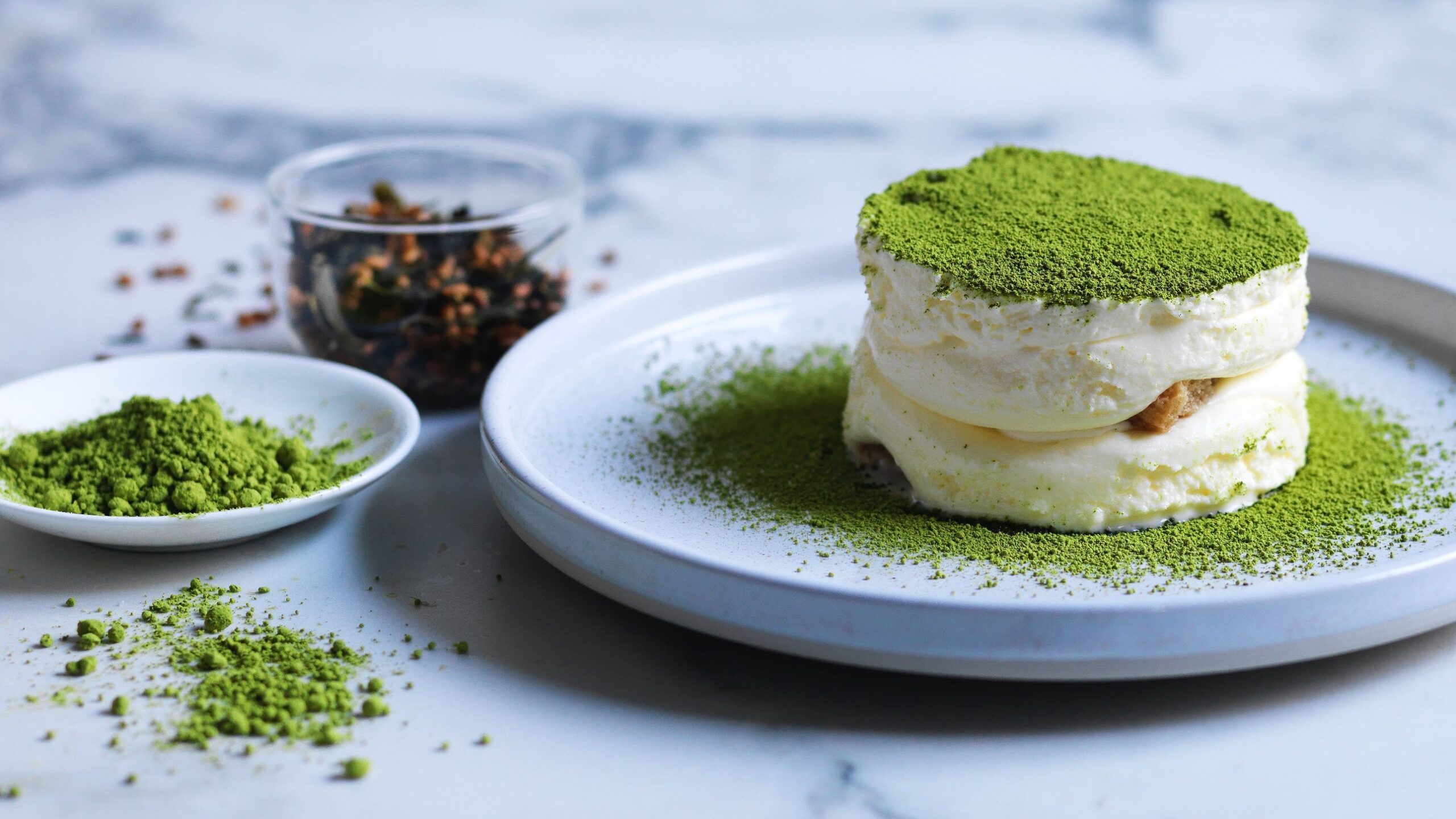 Doces rápidos sem cozinhar com poucos ingredientes: 20 receitas